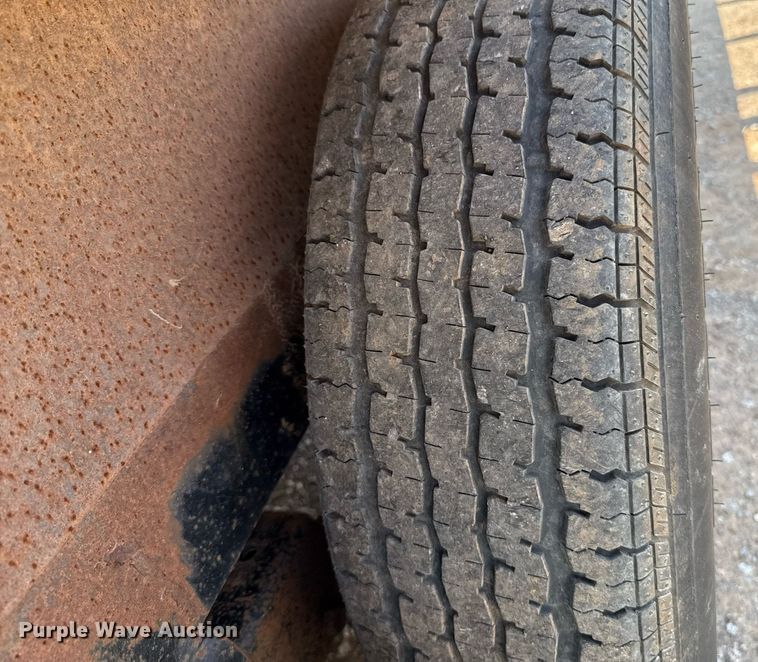 image for item EJ4659 2011 Parker  HP77 utility trailer