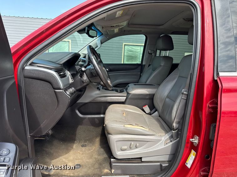 image for item EJ4671 2015 Chevrolet Suburban 1500 SUV