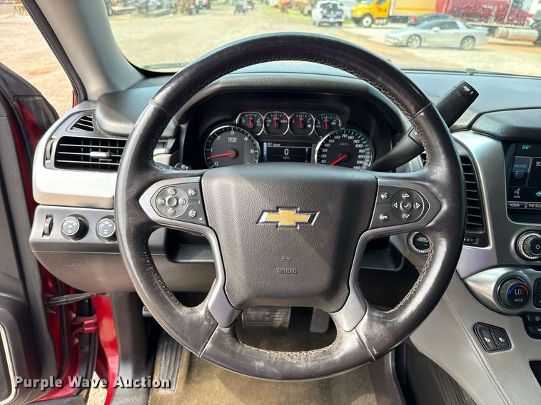 image for item EJ4671 2015 Chevrolet Suburban 1500 SUV