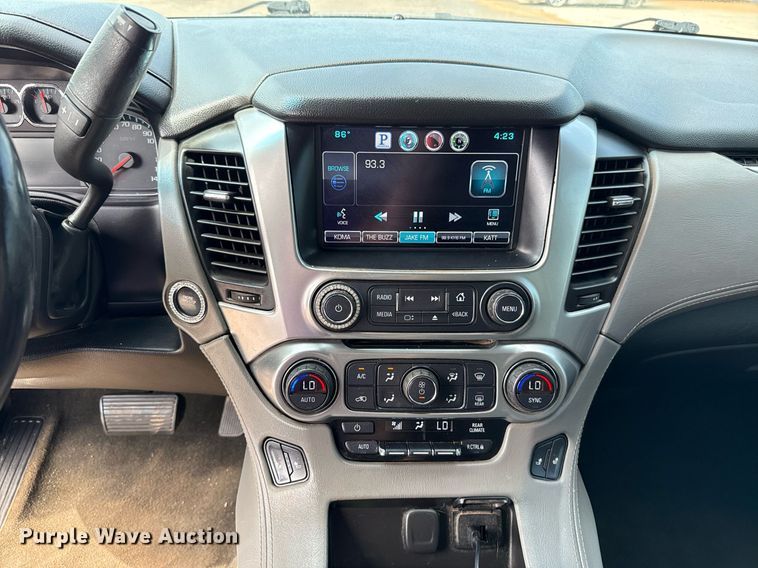 image for item EJ4671 2015 Chevrolet Suburban 1500 SUV