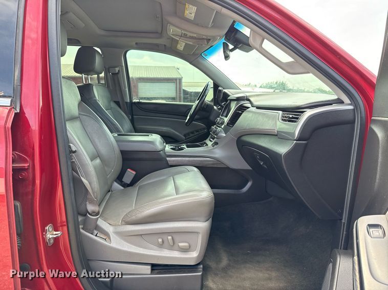 image for item EJ4671 2015 Chevrolet Suburban 1500 SUV