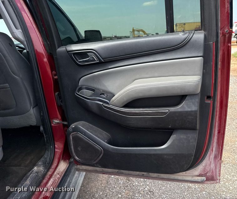 image for item EJ4671 2015 Chevrolet Suburban 1500 SUV