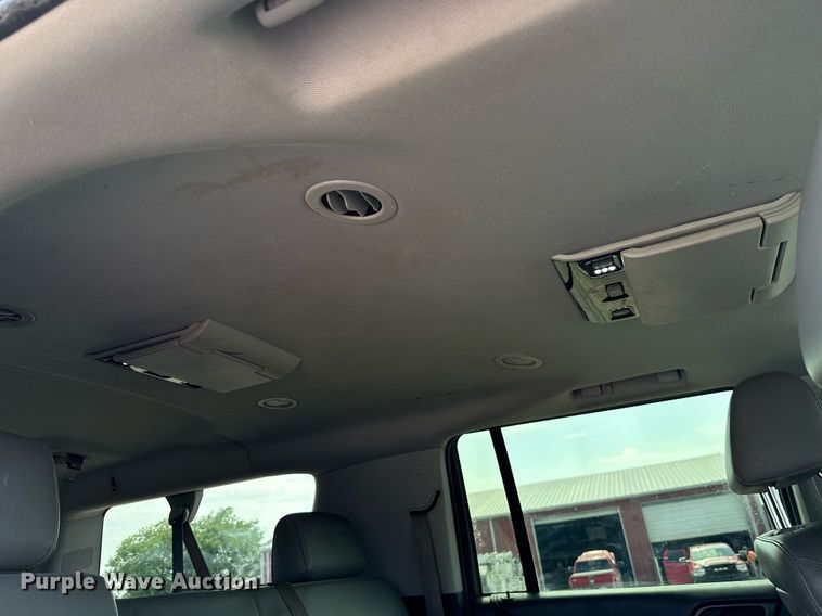 image for item EJ4671 2015 Chevrolet Suburban 1500 SUV