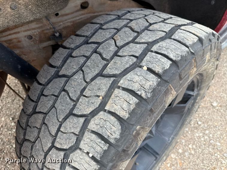 image for item EJ4671 2015 Chevrolet Suburban 1500 SUV