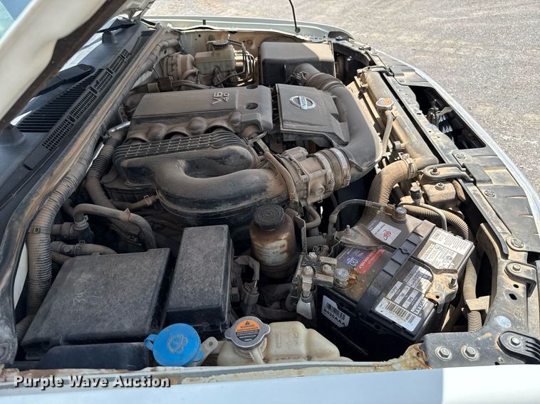 image for item EJ4675 2017 Nissan Frontier Crew Cab pickup truck