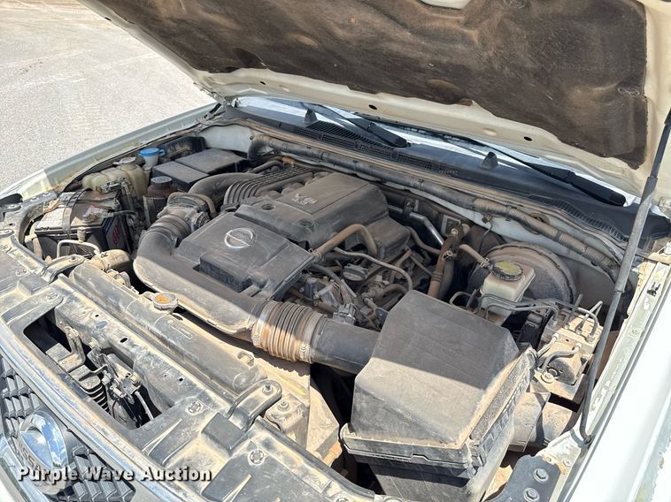 image for item EJ4675 2017 Nissan Frontier Crew Cab pickup truck