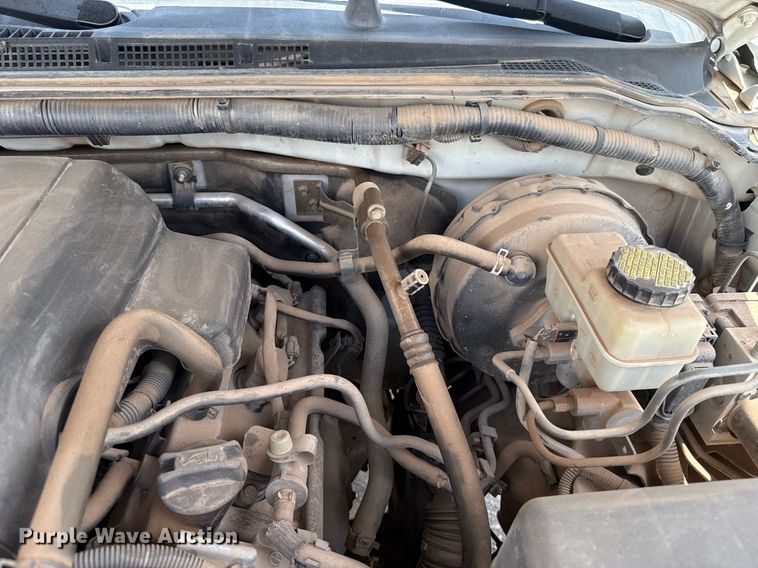 image for item EJ4675 2017 Nissan Frontier Crew Cab pickup truck