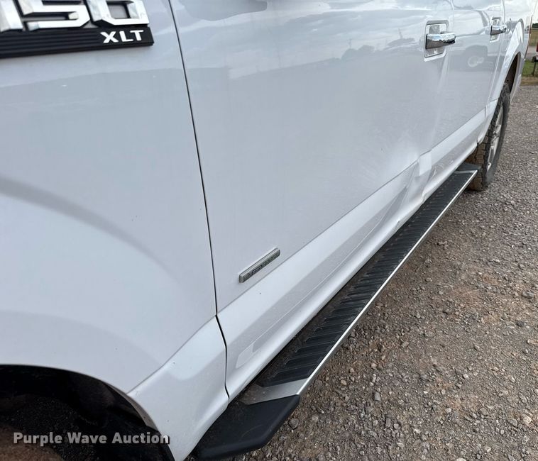 image for item EJ4678 2017 Ford F150 SuperCrew pickup truck