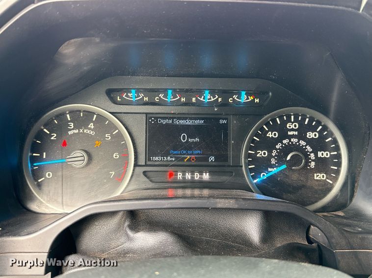 image for item EJ4678 2017 Ford F150 SuperCrew pickup truck