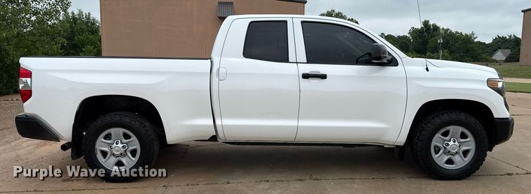 image for item EJ4679 2019 Toyota Tundra Double Cab pickup truck