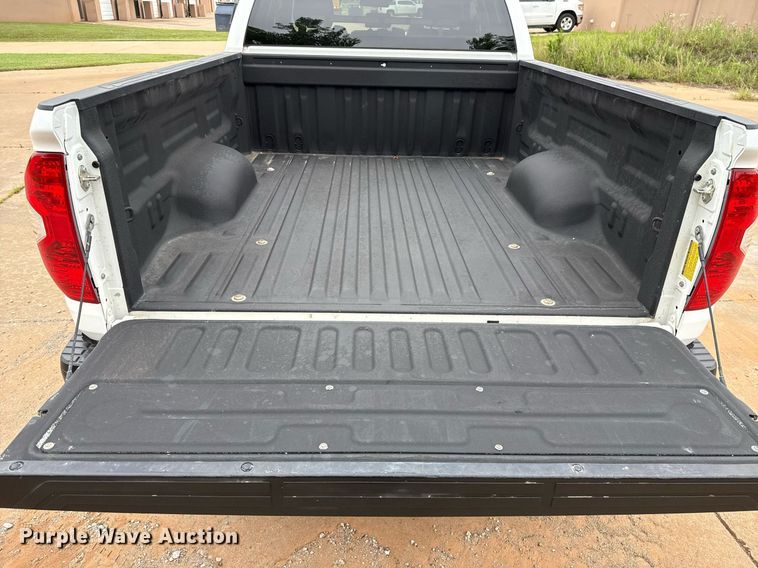 image for item EJ4679 2019 Toyota Tundra Double Cab pickup truck