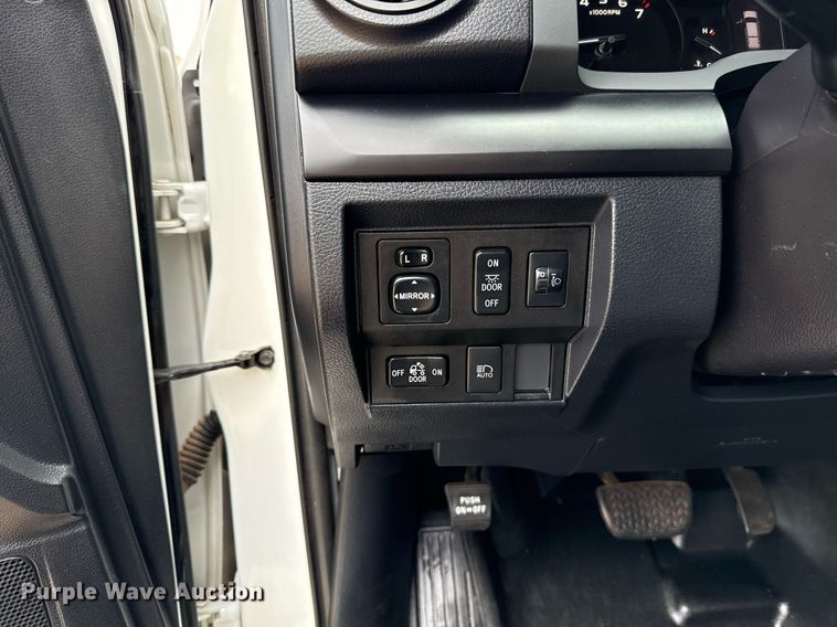 image for item EJ4679 2019 Toyota Tundra Double Cab pickup truck