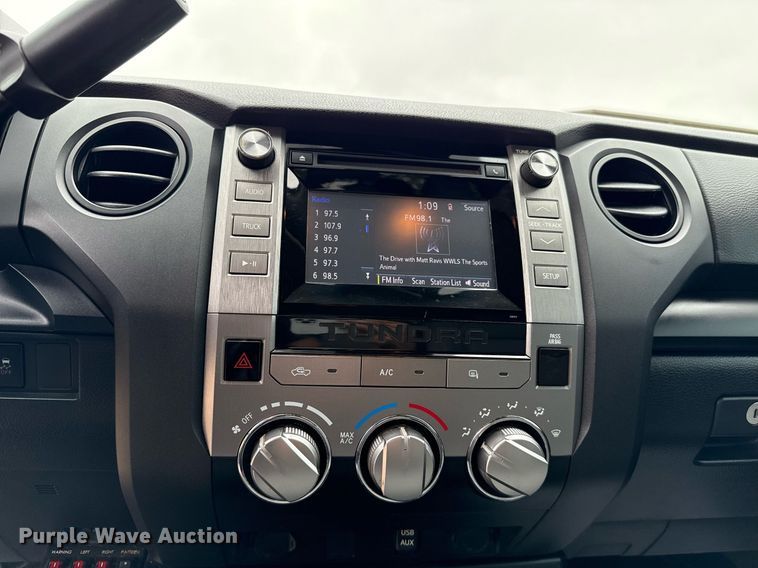 image for item EJ4679 2019 Toyota Tundra Double Cab pickup truck