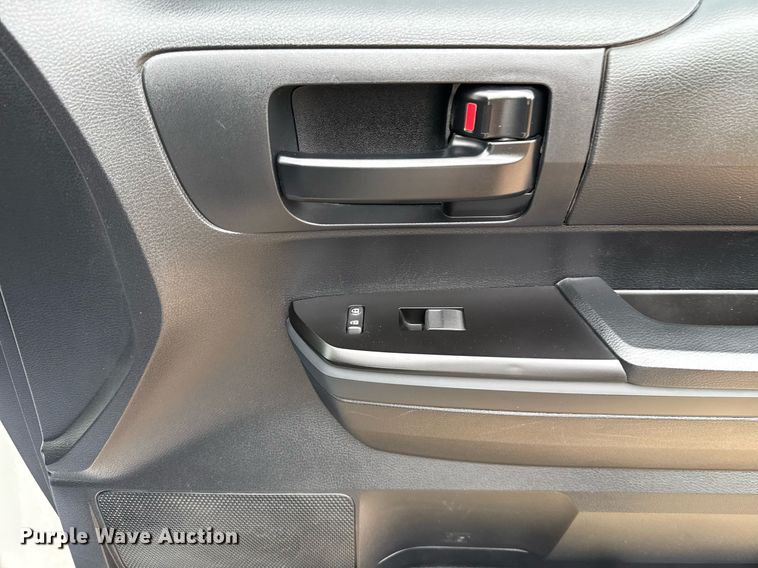 image for item EJ4679 2019 Toyota Tundra Double Cab pickup truck