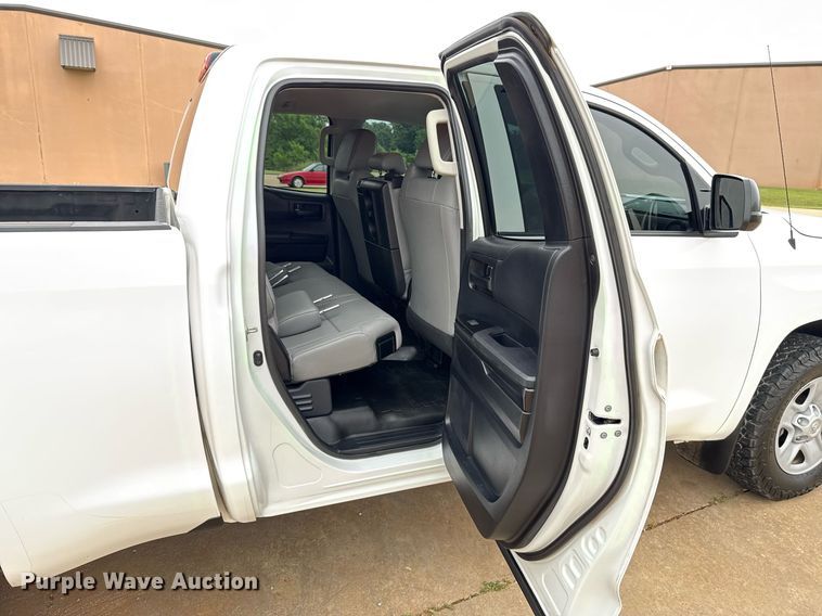 image for item EJ4679 2019 Toyota Tundra Double Cab pickup truck