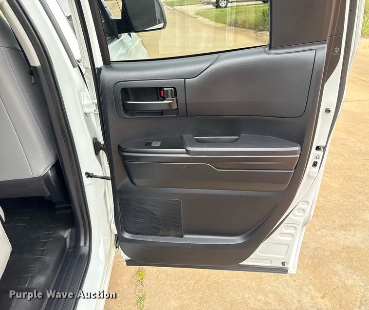 image for item EJ4679 2019 Toyota Tundra Double Cab pickup truck