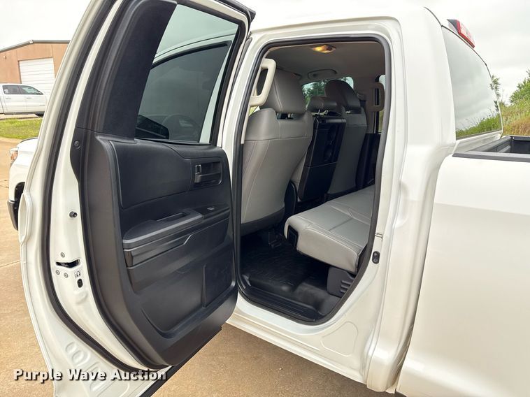 image for item EJ4679 2019 Toyota Tundra Double Cab pickup truck