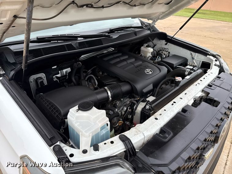 image for item EJ4679 2019 Toyota Tundra Double Cab pickup truck