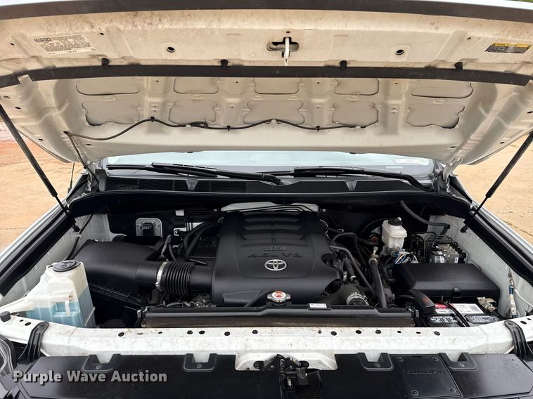 image for item EJ4679 2019 Toyota Tundra Double Cab pickup truck