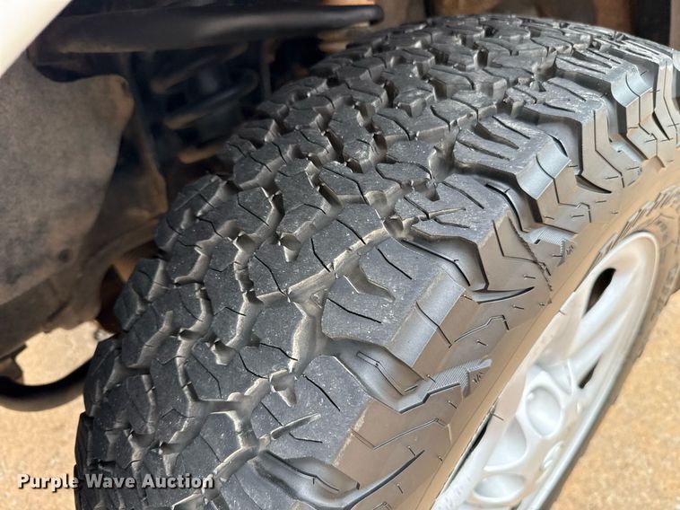 image for item EJ4679 2019 Toyota Tundra Double Cab pickup truck