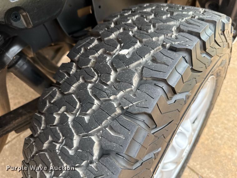 image for item EJ4679 2019 Toyota Tundra Double Cab pickup truck