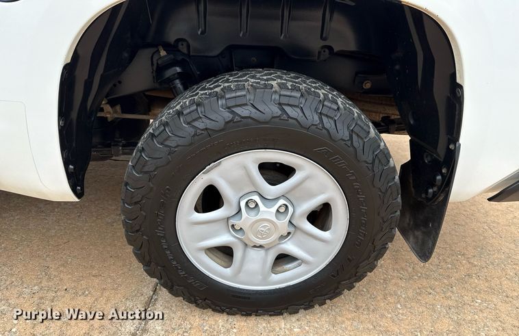 image for item EJ4679 2019 Toyota Tundra Double Cab pickup truck