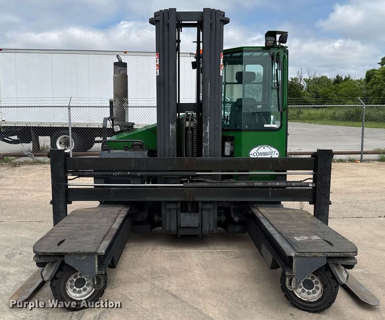 image for item EJ4681 2016 CombiLift C8000 forklift