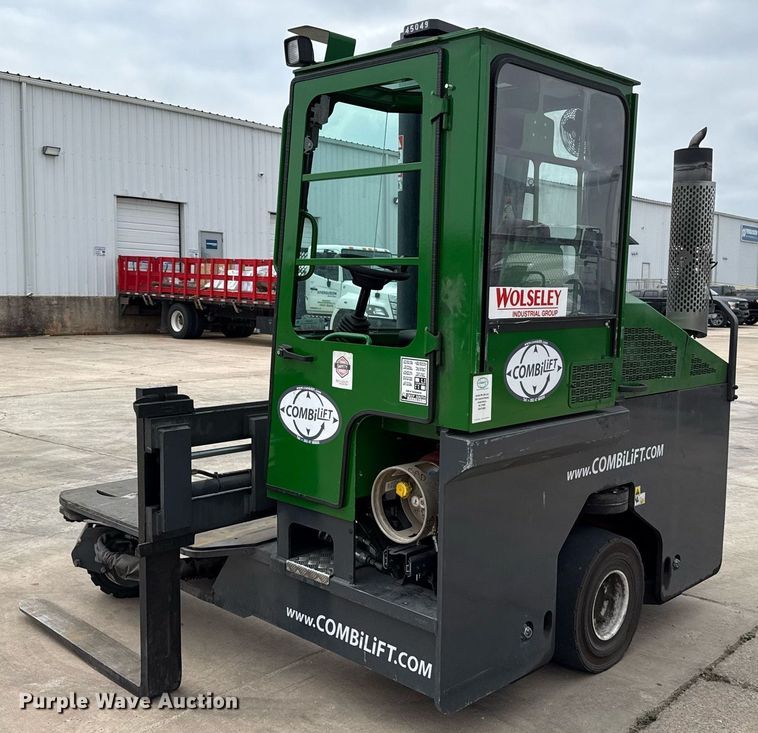 image for item EJ4681 2016 CombiLift C8000 forklift