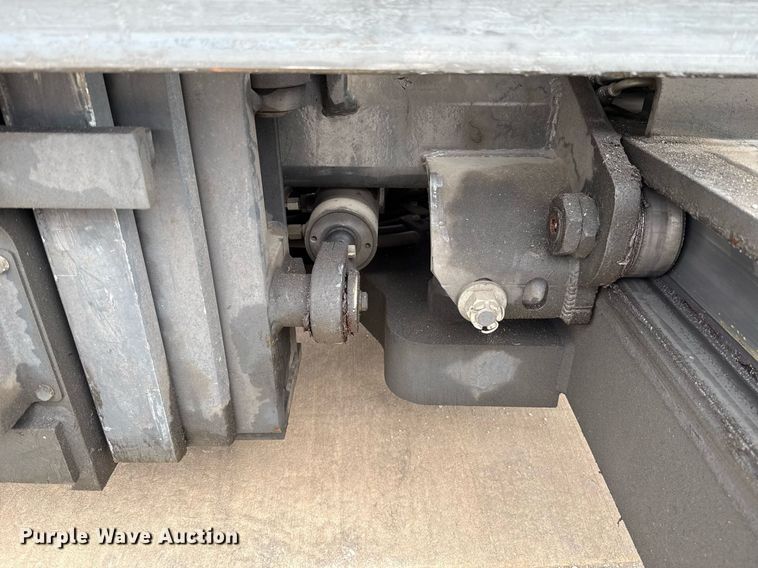 image for item EJ4681 2016 CombiLift C8000 forklift