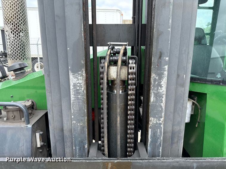 image for item EJ4681 2016 CombiLift C8000 forklift