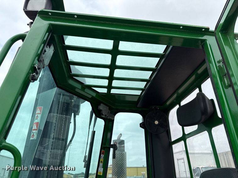 image for item EJ4681 2016 CombiLift C8000 forklift