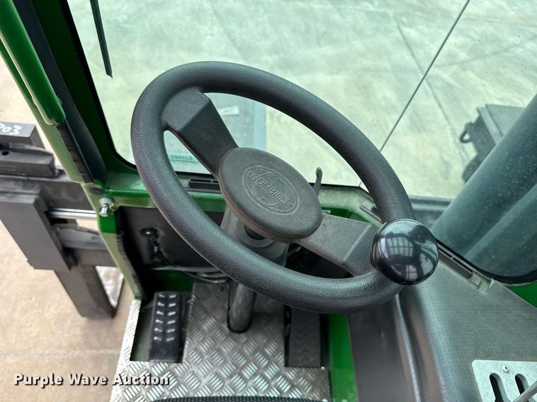 image for item EJ4681 2016 CombiLift C8000 forklift