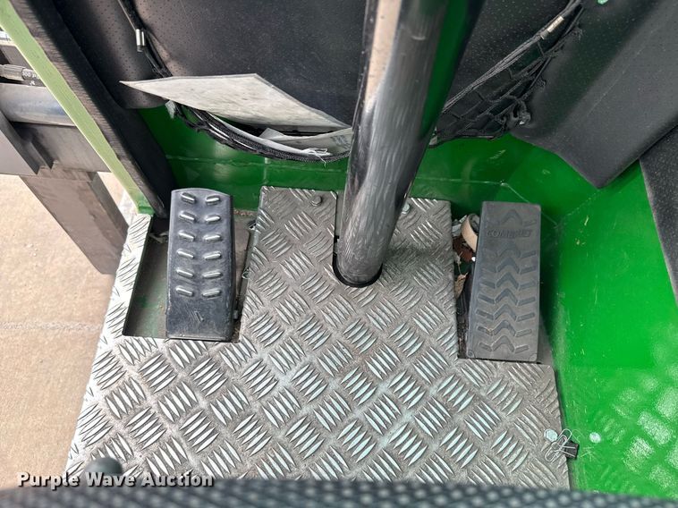 image for item EJ4681 2016 CombiLift C8000 forklift