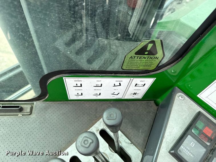 image for item EJ4681 2016 CombiLift C8000 forklift