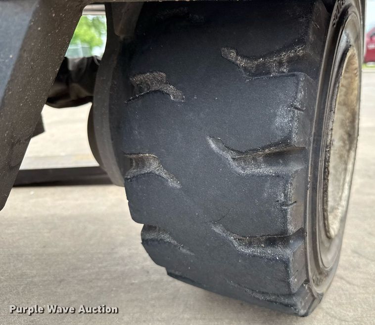 image for item EJ4681 2016 CombiLift C8000 forklift