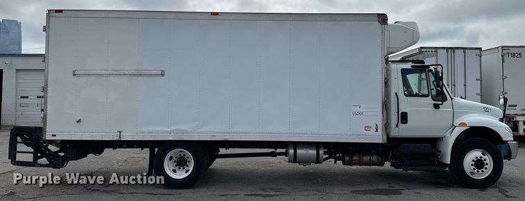 image for item EJ4683 2018 International 4300 SBA refrigerated truck