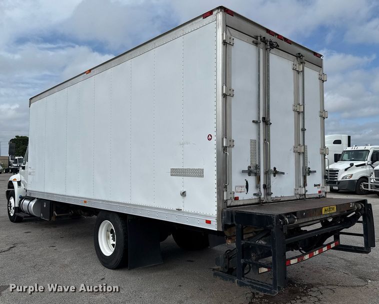 image for item EJ4683 2018 International 4300 SBA refrigerated truck