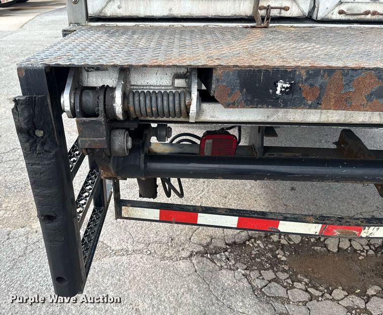 image for item EJ4683 2018 International 4300 SBA refrigerated truck