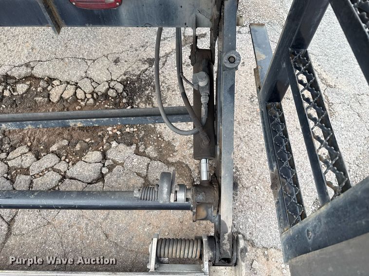 image for item EJ4683 2018 International 4300 SBA refrigerated truck