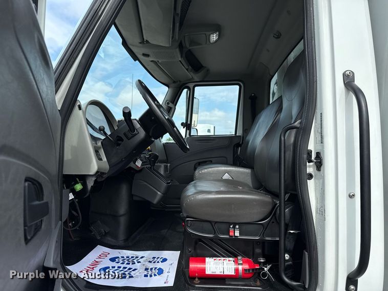 image for item EJ4683 2018 International 4300 SBA refrigerated truck