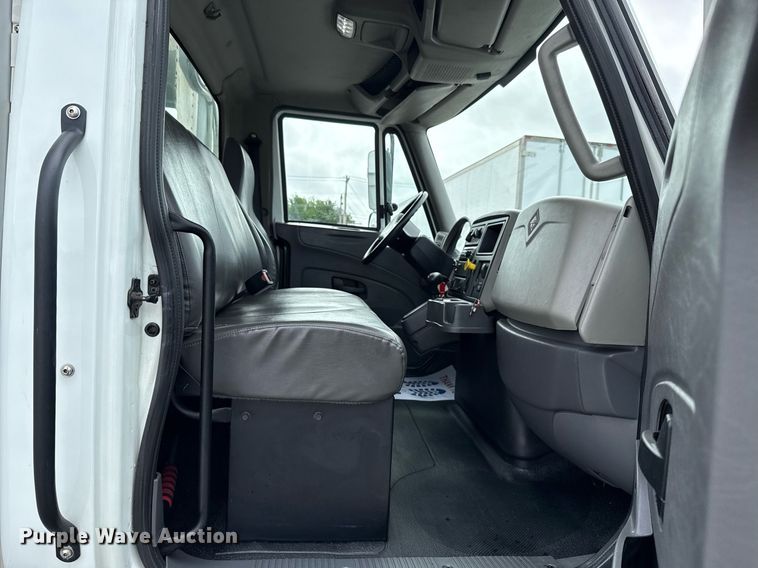 image for item EJ4683 2018 International 4300 SBA refrigerated truck