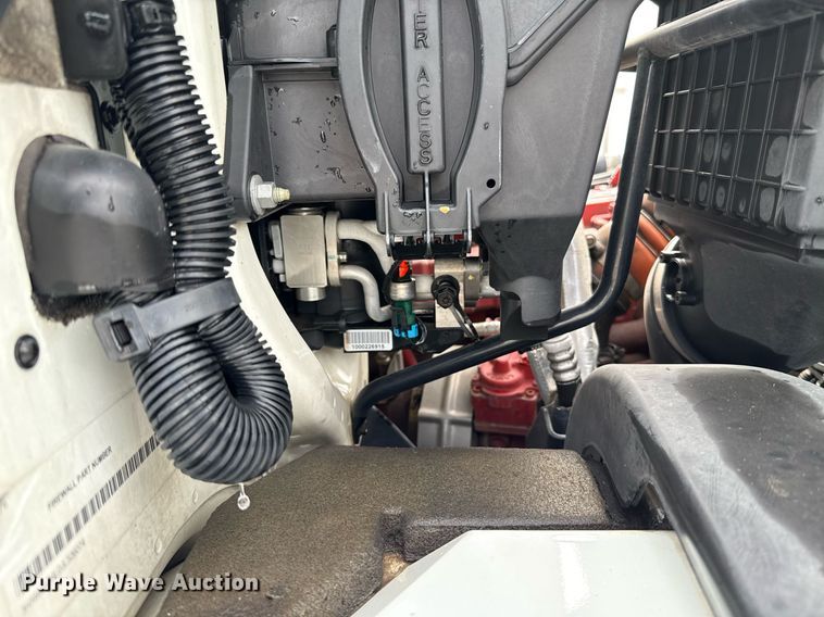 image for item EJ4683 2018 International 4300 SBA refrigerated truck