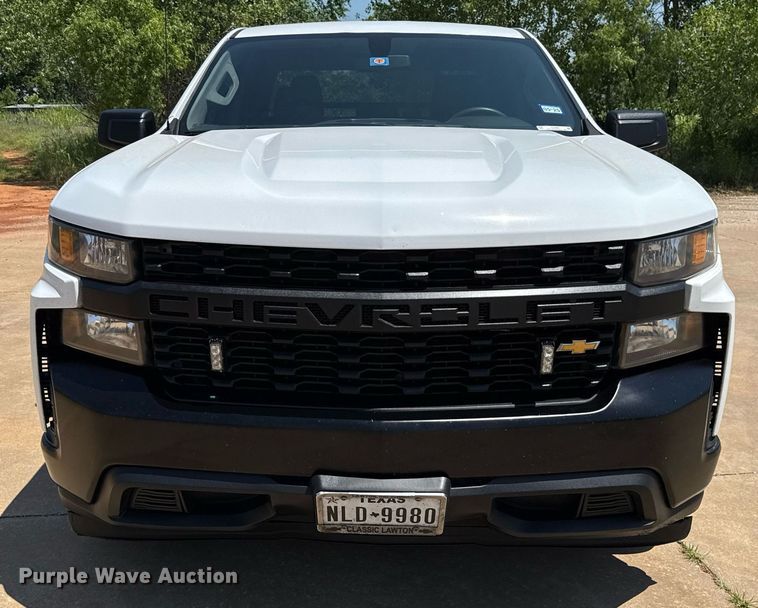 image for item EJ4687 2019 Chevrolet Silverado 1500 Double Cab pickup truck