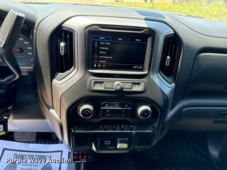 image for item EJ4687 2019 Chevrolet Silverado 1500 Double Cab pickup truck