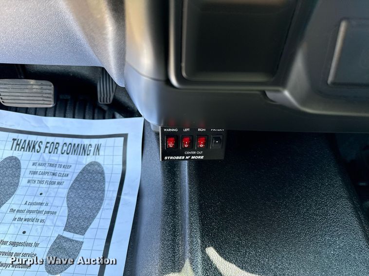 image for item EJ4687 2019 Chevrolet Silverado 1500 Double Cab pickup truck