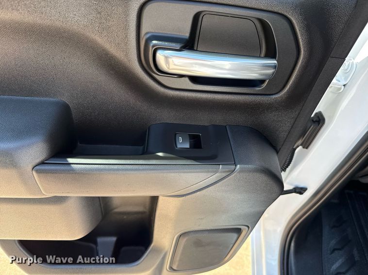 image for item EJ4687 2019 Chevrolet Silverado 1500 Double Cab pickup truck