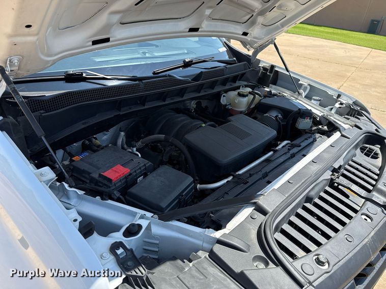 image for item EJ4687 2019 Chevrolet Silverado 1500 Double Cab pickup truck