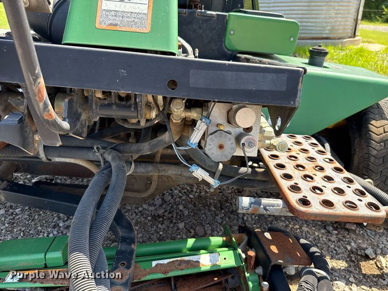 image for item EJ4728 John Deere 3215A reel mower