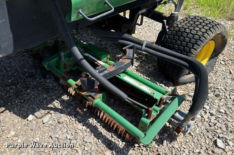 image for item EJ4728 John Deere 3215A reel mower