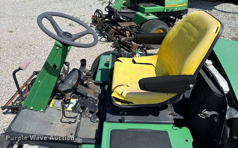 image for item EJ4728 John Deere 3215A reel mower